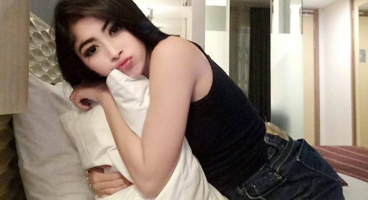 Cerita Sex Nafsu Bejat Ayah Tiriku Sendiri